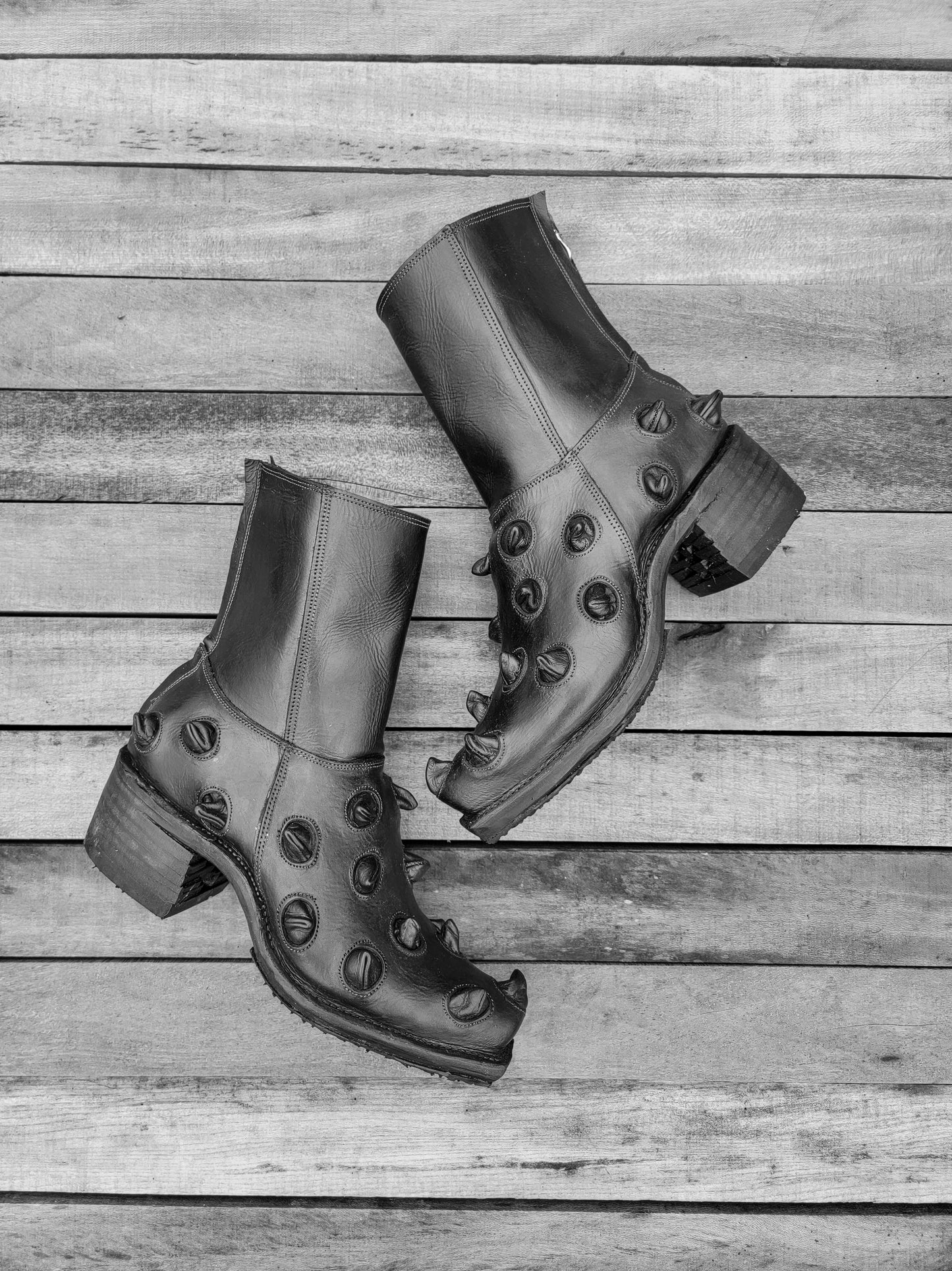 001 Spiked: Customer Designed Style