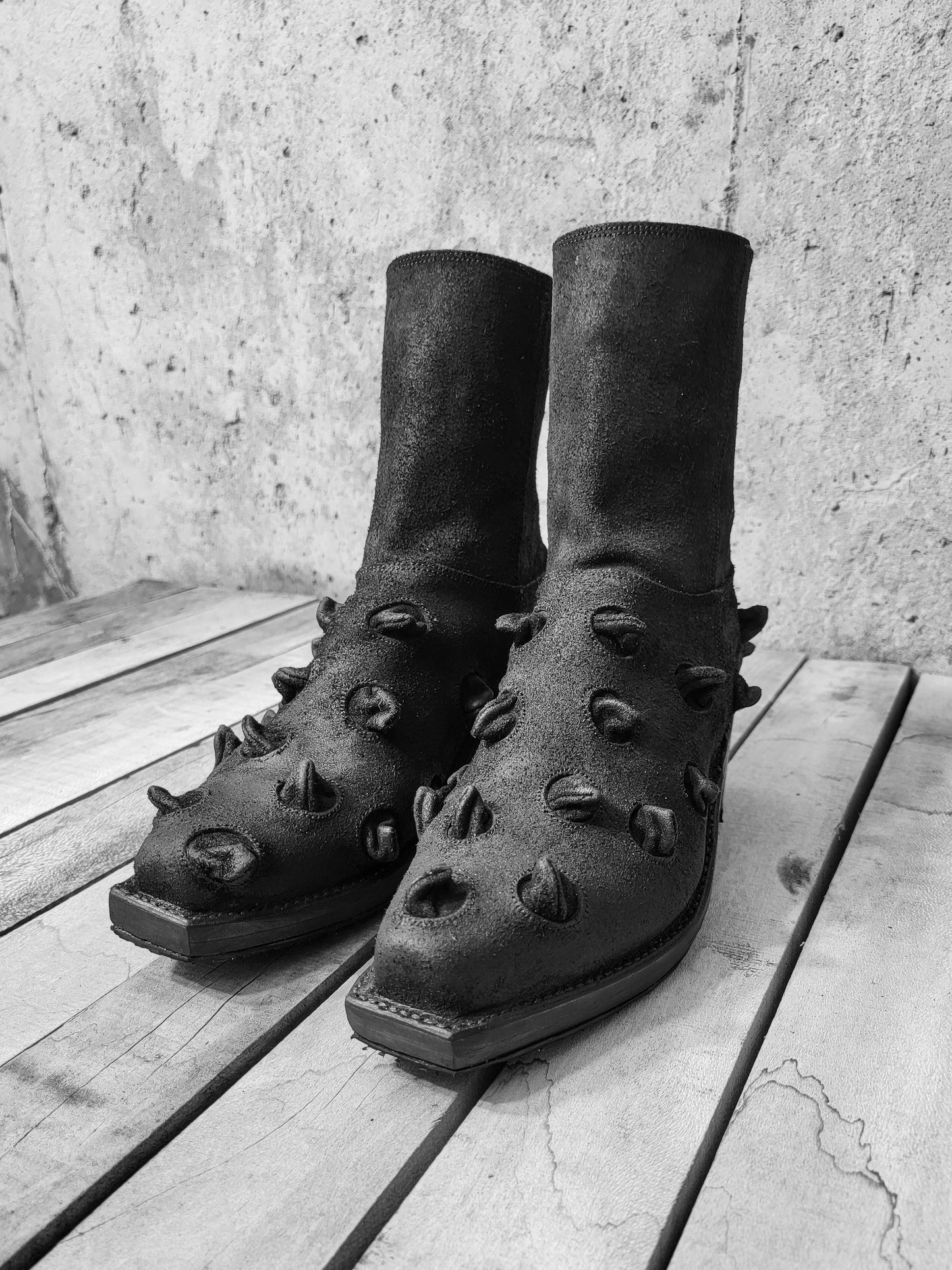 001 Spiked: Customer Designed Style