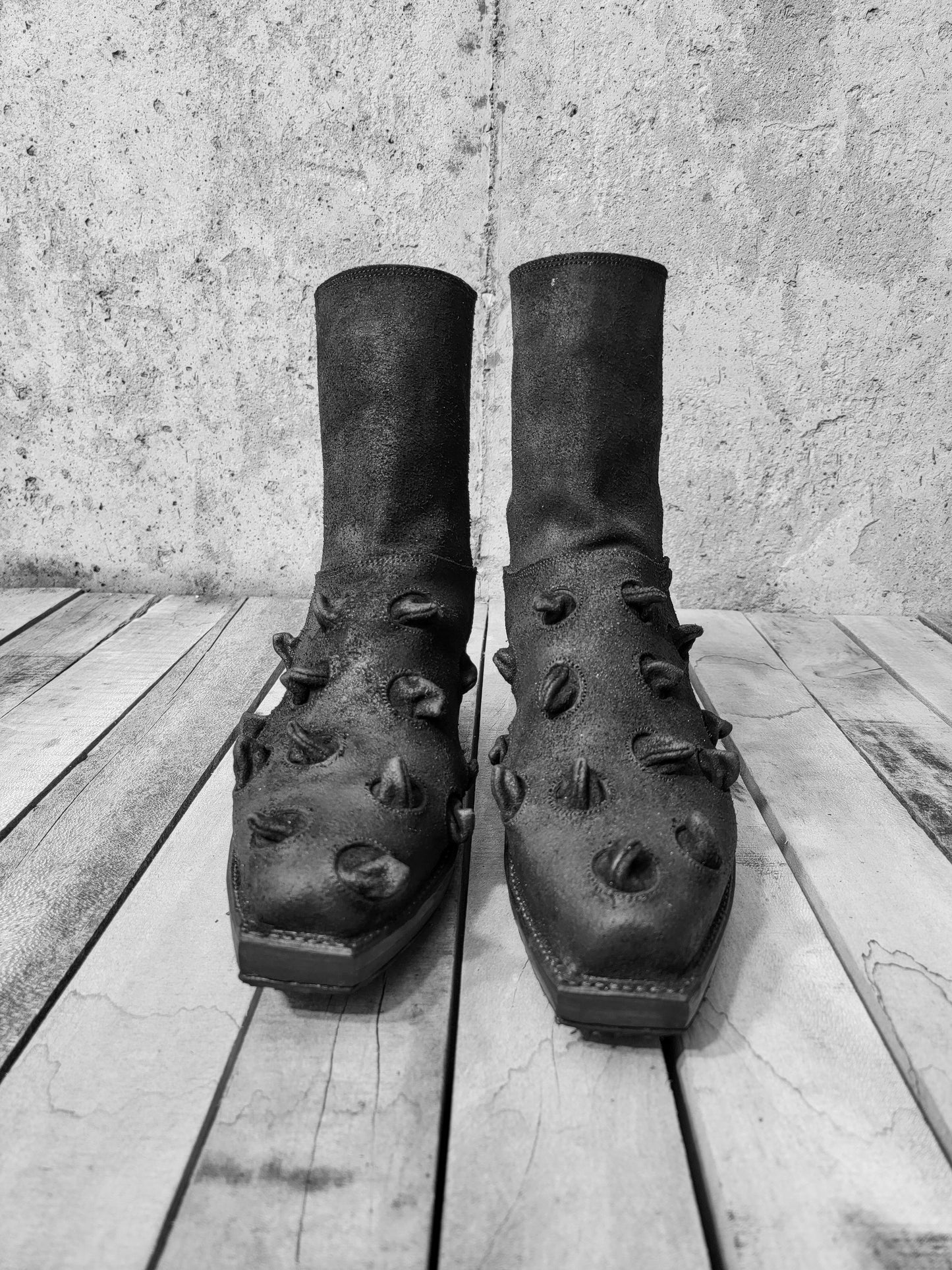 001 Spiked: Customer Designed Style