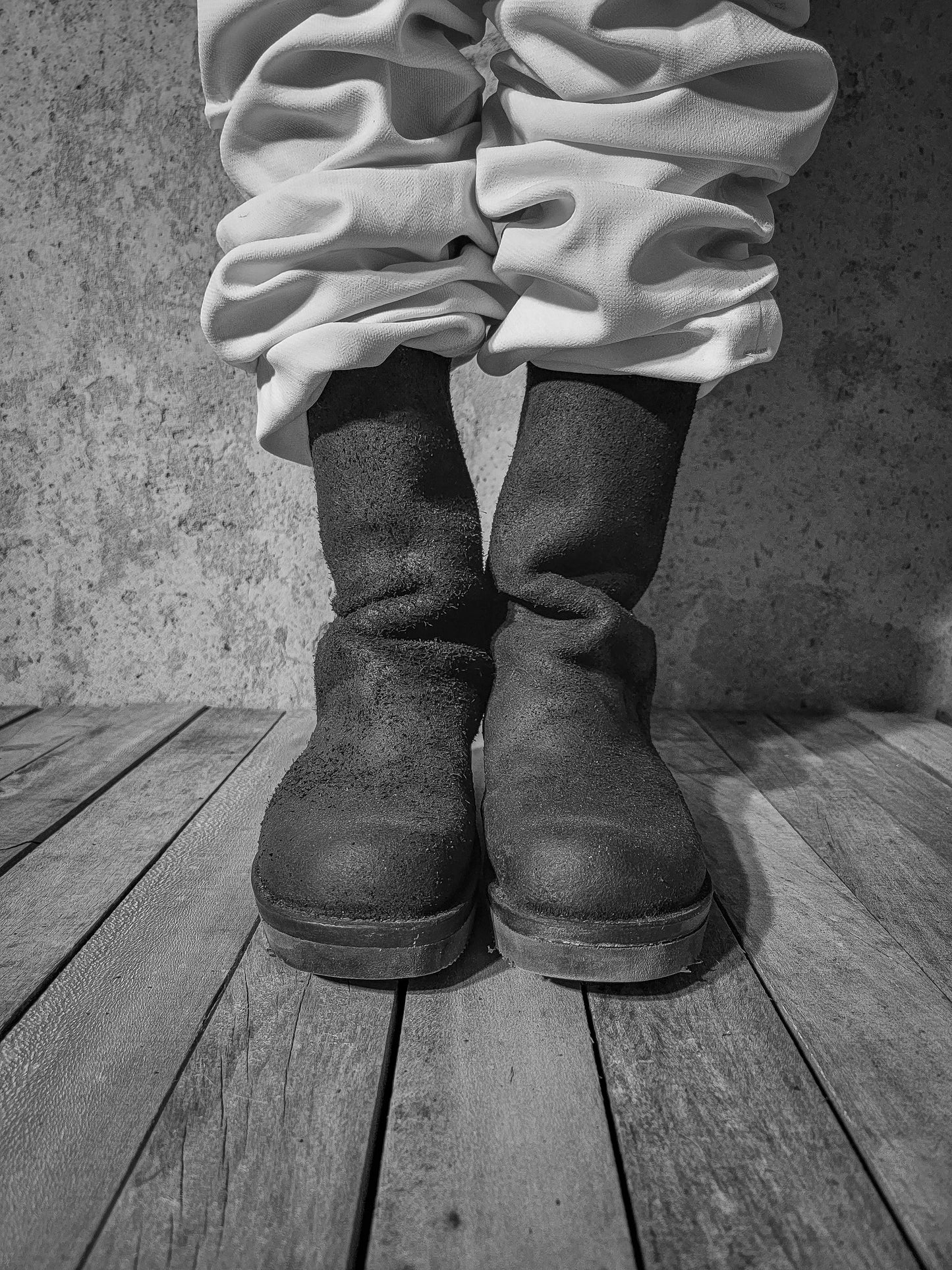 R005: Customer Designed Style (Continuous Wholecut)