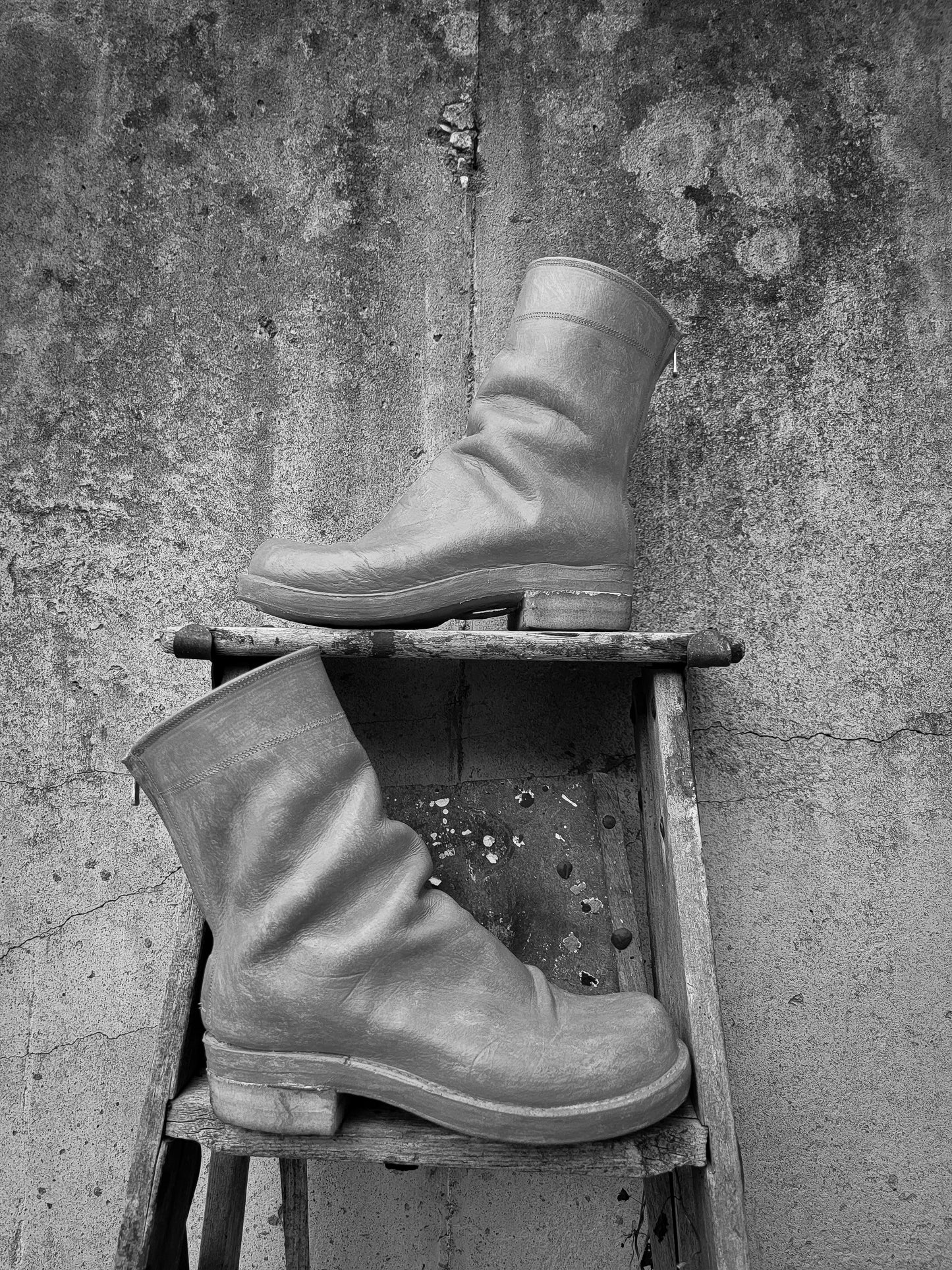 R004: Customer Designed Style (Continuous Wholecut)