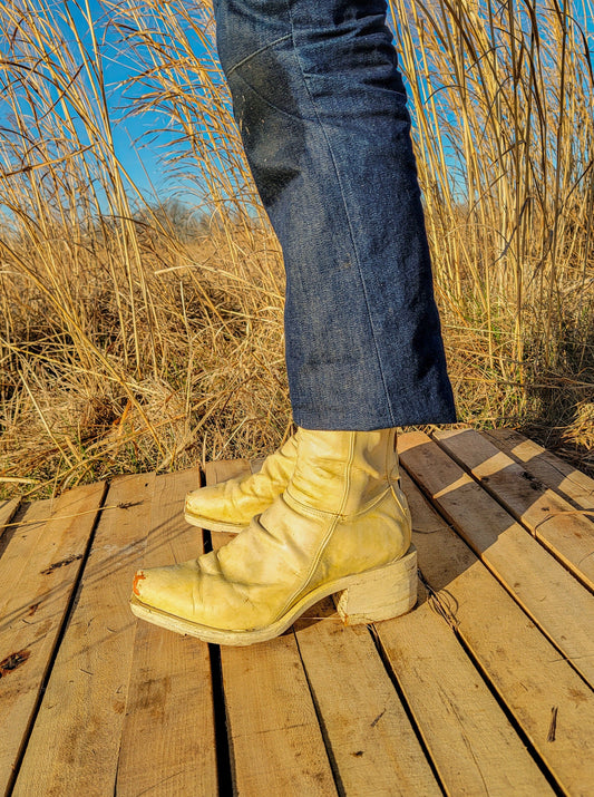 001: Aged Straw (Acrylic on top of Oil Finish)