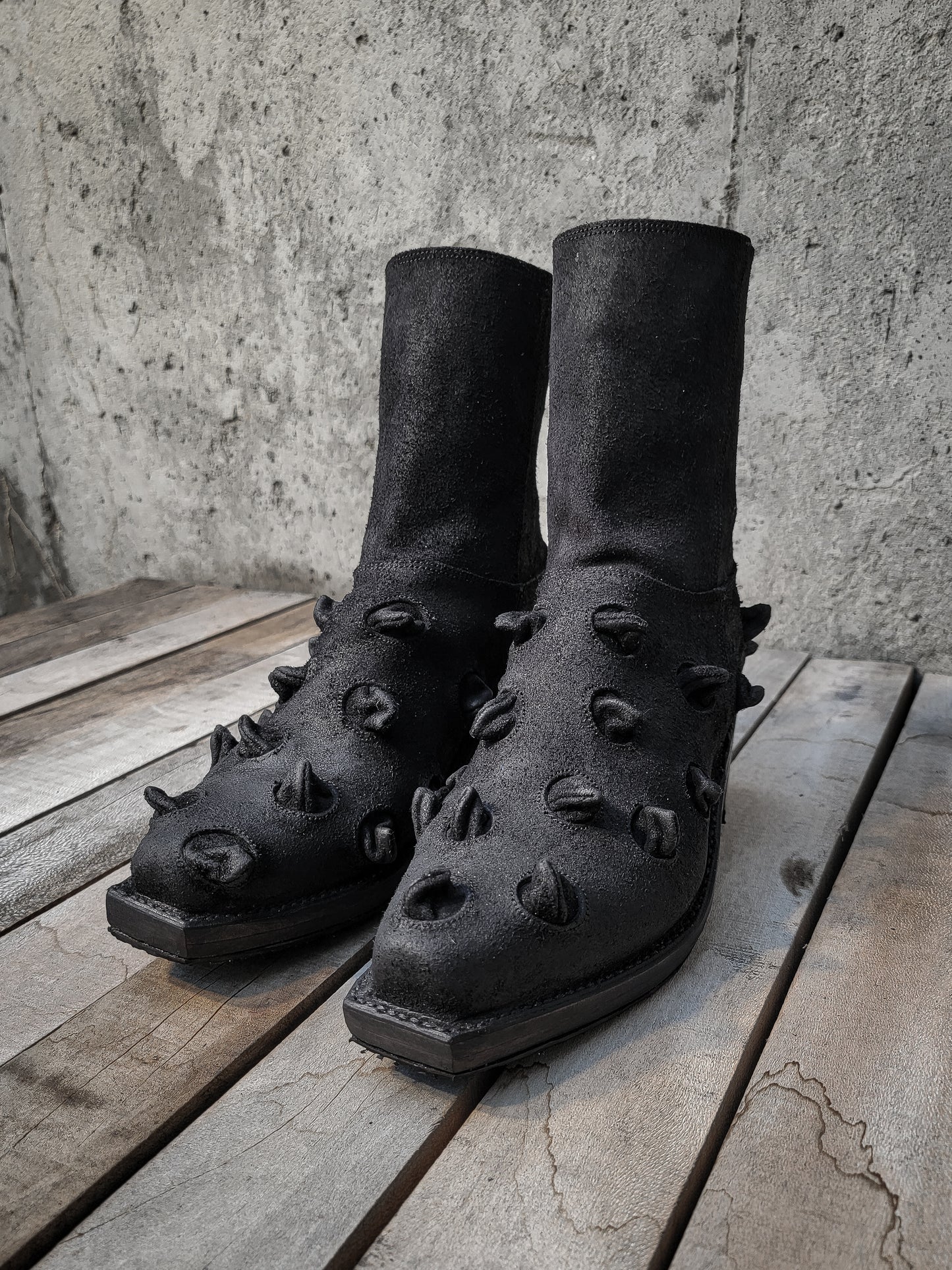 001 Spiked Roughout: Black (Oil Finish)